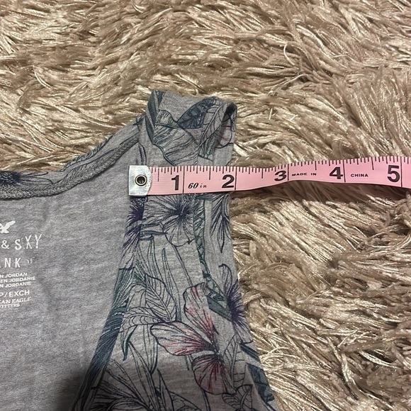 AMERICAN Eagle Outfitters Soft & Sexy Gray Tank Top - Picture 5 of 6